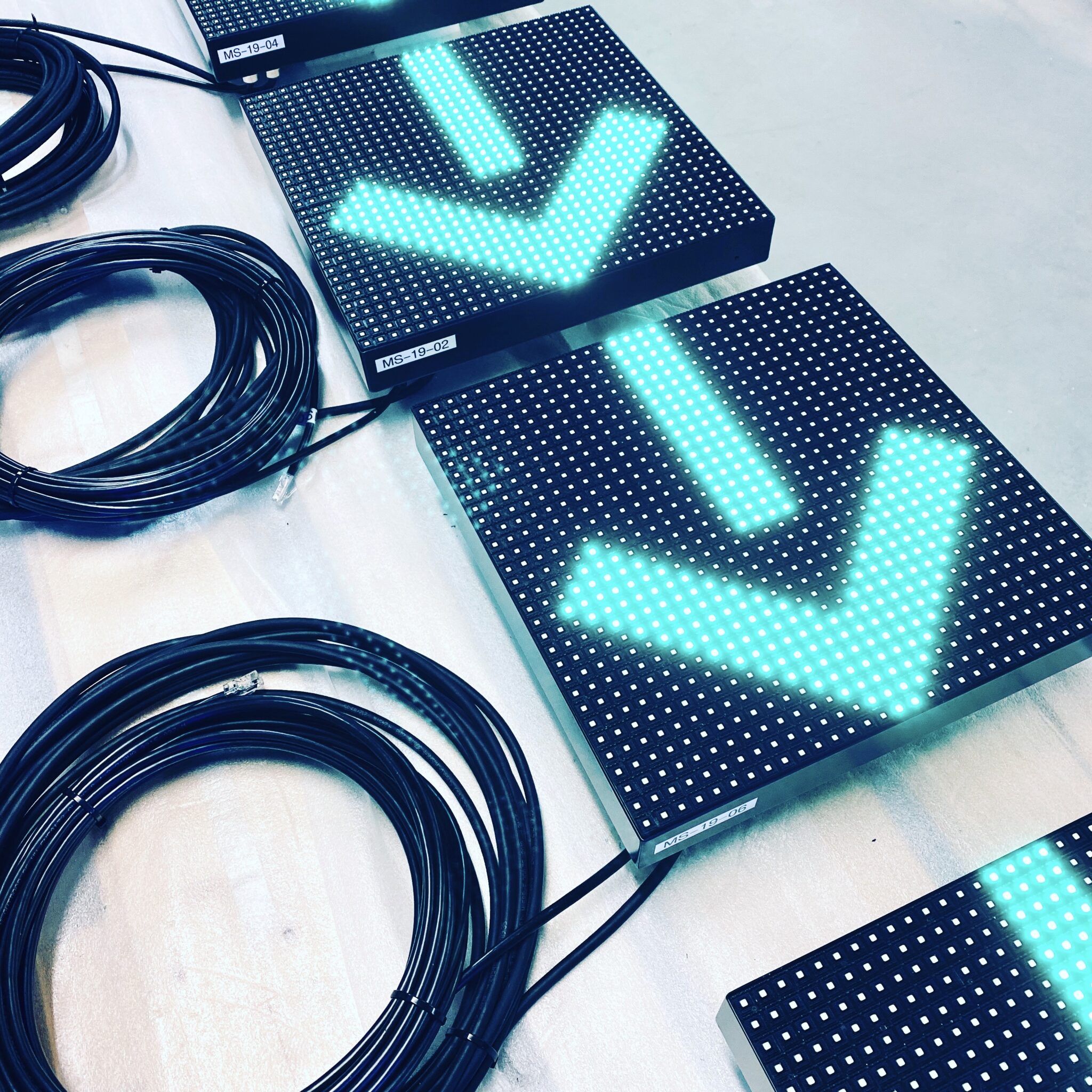 Parking LED Message Board Compact Model DS-320x320