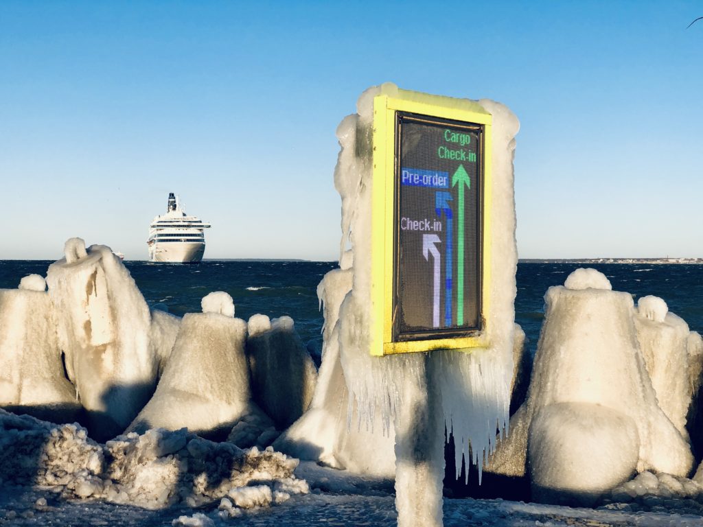 Ampron rugged LED message board